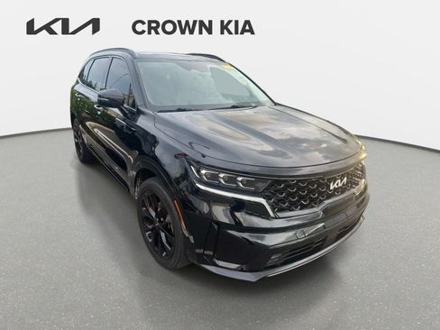 Certified 2022 Kia Sorento SX FWD image 3