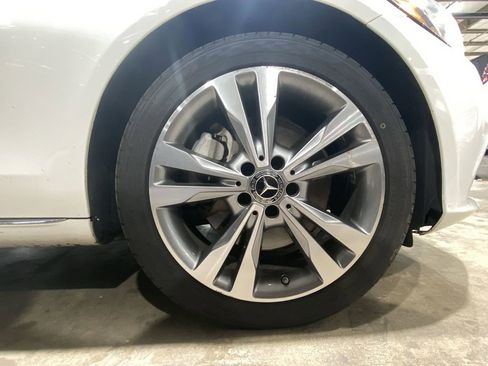 Certified 2018 Mercedes-Benz C 300 4MATIC Sedan image 21