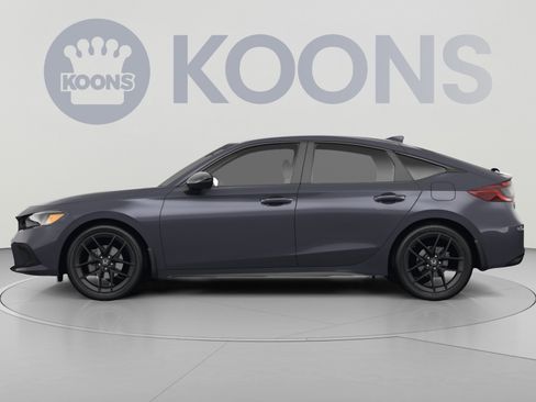 Used 2024 Honda Civic Sport image 2