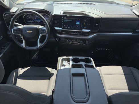 Used 2023 Chevrolet Silverado 1500 LT AWD/4WD image 13