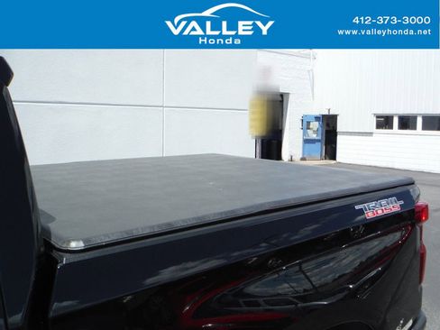 Used 2023 Chevrolet Silverado 1500 LT Trail Boss w/ Protection Package AWD/4WD image 6