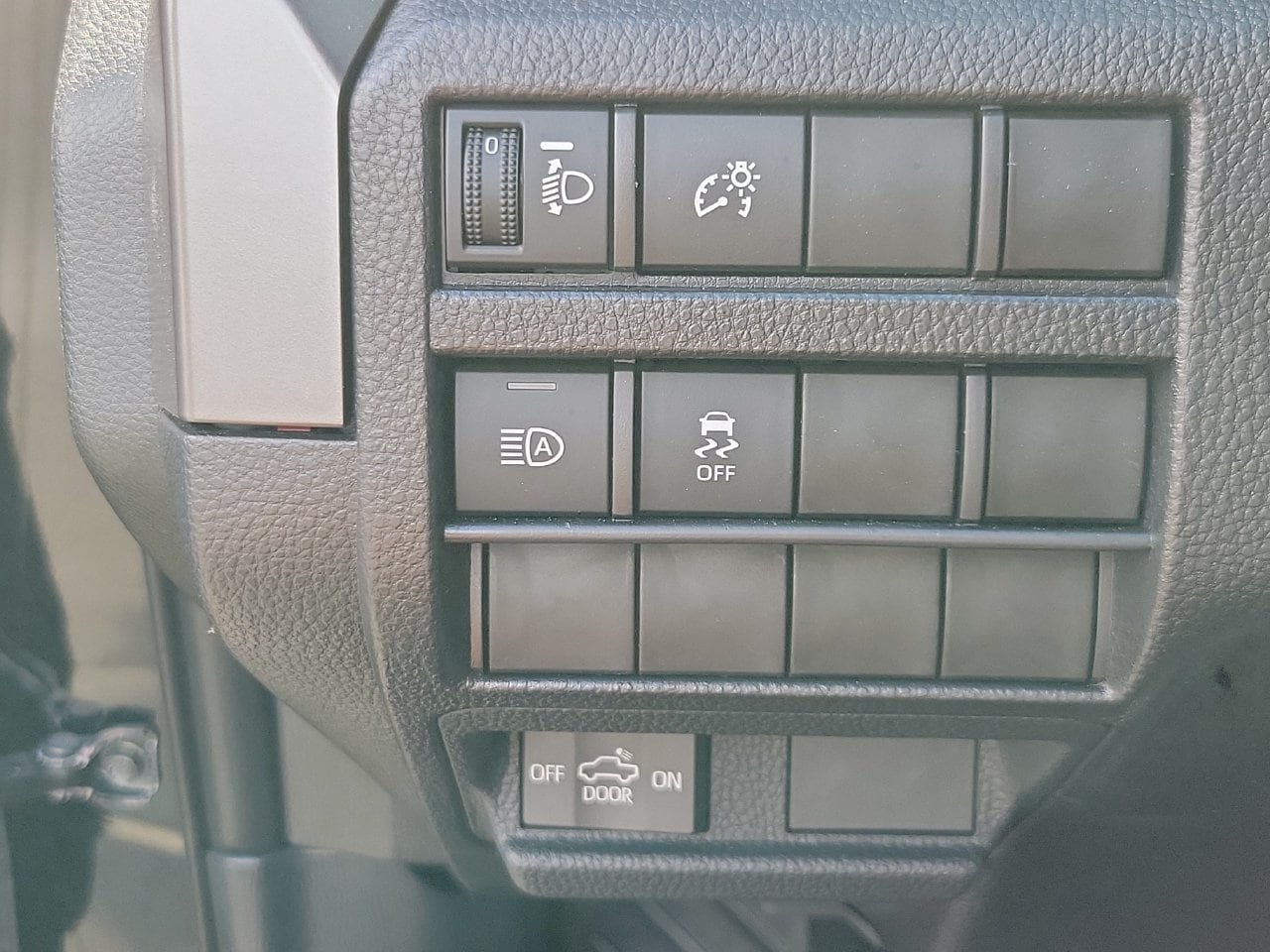Used 2026 Toyota Tacoma SR5 RWD image 30