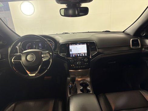Used 2019 Jeep Grand Cherokee Limited w/ Luxury Group II AWD/4WD image 27