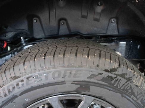 New 2026 Toyota 4Runner SR5 AWD/4WD image 30