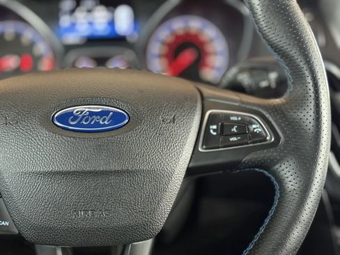 Used 2016 Ford Focus RS image 23