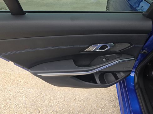 Used 2020 BMW M340i RWD image 14