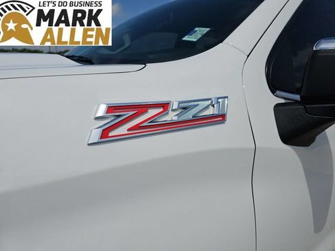 Used 2024 Chevrolet Silverado 1500 LTZ AWD/4WD image 24