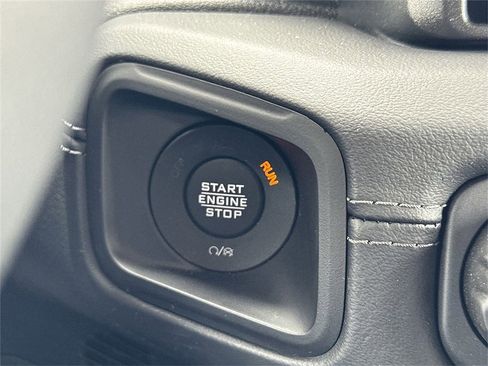 Certified 2025 Jeep Wrangler Sahara image 12