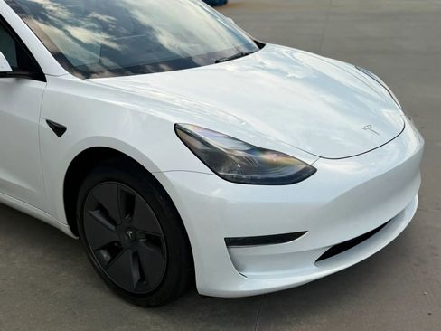 Used 2023 Tesla Model 3 Standard Range RWD image 5