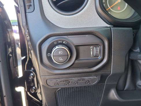 New 2026 Jeep Gladiator Sport image 21