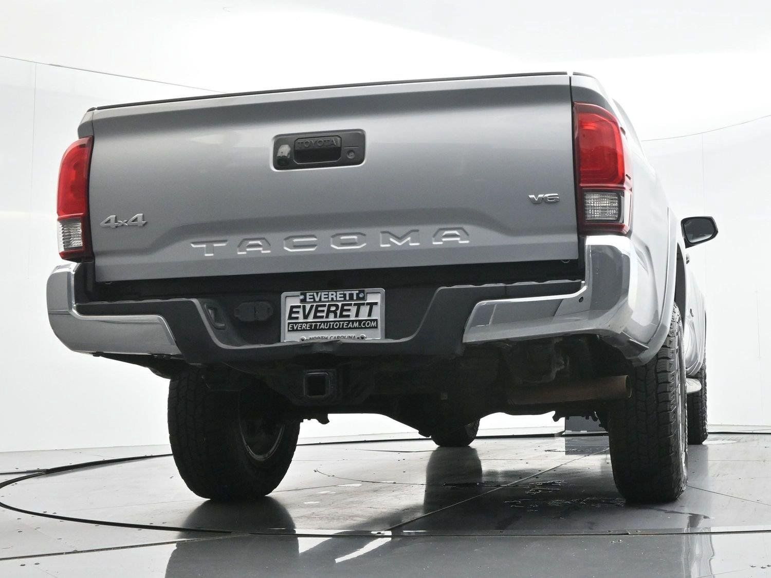 Used 2019 Toyota Tacoma SR5 AWD/4WD image 42