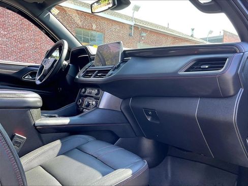 Used 2024 Chevrolet Tahoe RST w/ Luxury Package AWD/4WD image 14