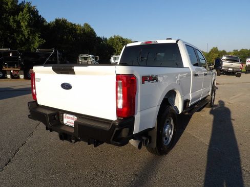 Used 2025 Ford F250 XL w/ XL Off-Road Package AWD/4WD image 7