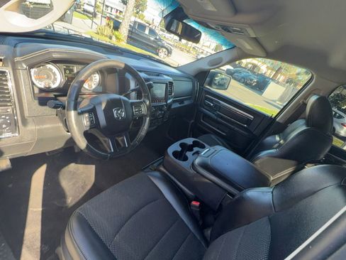 Used 2018 RAM 2500 Lone Star w/ Sport Appearance Group image 16