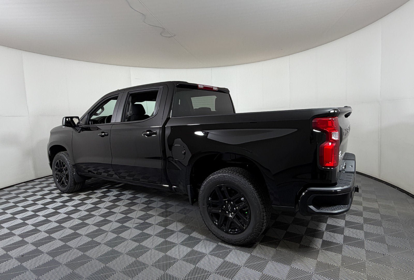 New 2026 Chevrolet Silverado 1500 RST w/ RST Select Package RWD image 3