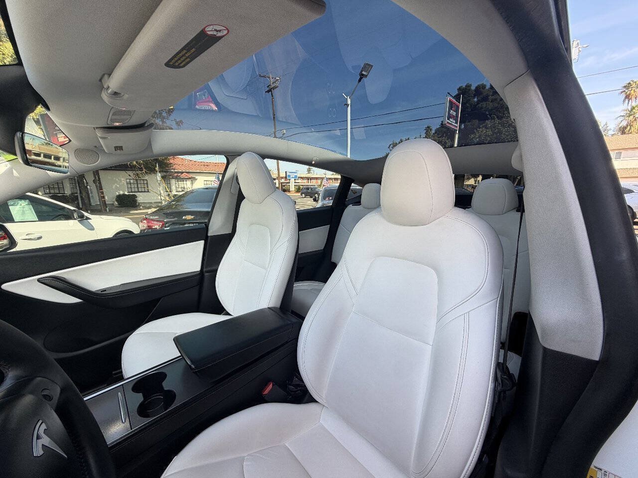Used 2021 Tesla Model Y Long Range AWD/4WD image 15