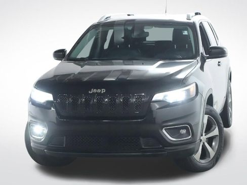 Used 2019 Jeep Cherokee Limited AWD/4WD image 2