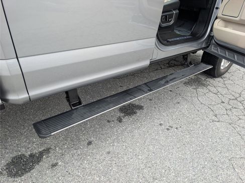 Used 2021 Ford F250 Limited image 11