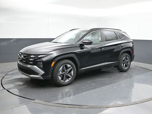 New 2026 Hyundai Tucson SEL w/ Tow & Go Package FWD image 2