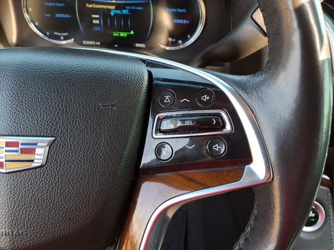 Used 2018 Cadillac Escalade Luxury image 19