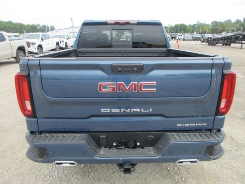 New 2026 GMC Sierra 1500 Denali w/ Denali Reserve Package AWD/4WD image 5