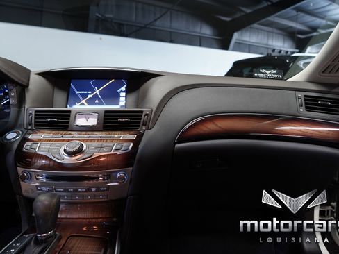 Used 2015 INFINITI Q70 L 3.7 w/ Deluxe Touring Package image 35