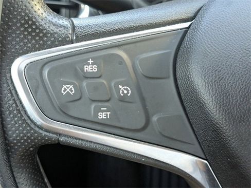 Used 2019 Chevrolet Equinox LT image 21