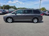 Used 2012 Toyota Sienna LE image 2