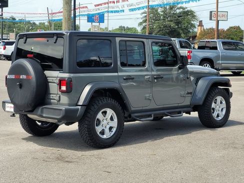 Used 2023 Jeep Wrangler Unlimited Sport AWD/4WD image 5