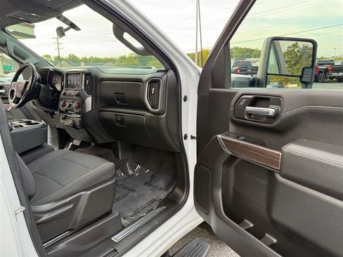 Used 2022 Chevrolet Silverado 2500 LT w/ Convenience Package image 14