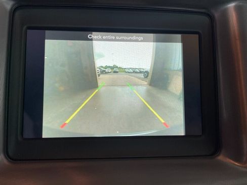 Used 2019 Dodge Charger SXT RWD image 14