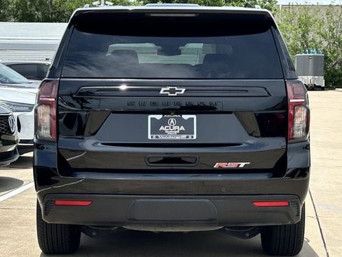Used 2023 Chevrolet Suburban RST w/ Luxury Package AWD/4WD image 5