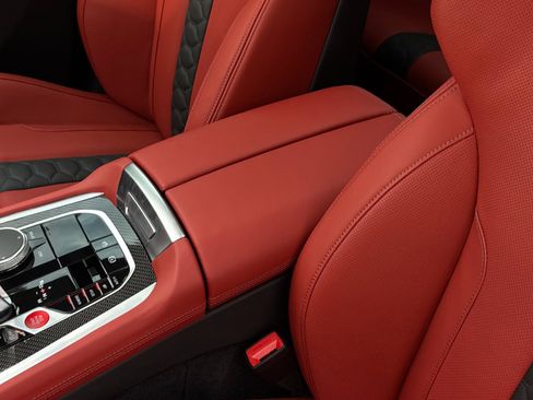 Used 2026 BMW X5 M Competition w/ Executive Package image 13