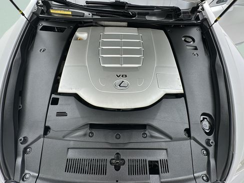 Used 2014 Lexus LS 460 AWD w/ Comfort Package image 21