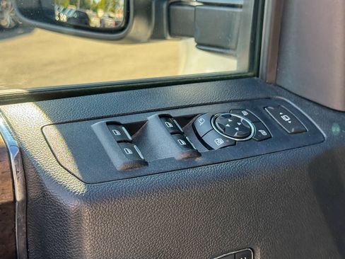 Used 2022 Ford F350 Lariat w/ Lariat Ultimate Package AWD/4WD image 26