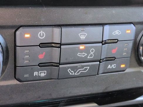 Certified 2019 Ford F150 XLT w/ Equipment Group 302A Luxury image 23