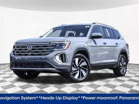 Certified 2025 Volkswagen Atlas SEL AWD/4WD image 2