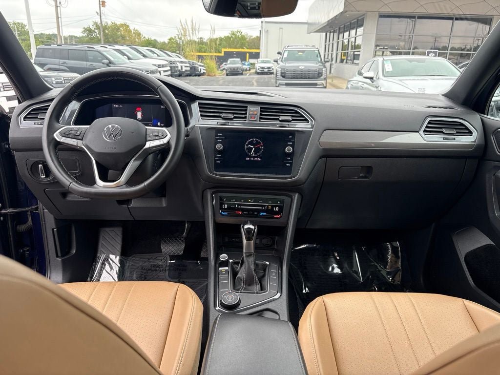 Used 2022 Volkswagen Tiguan SE AWD/4WD image 29