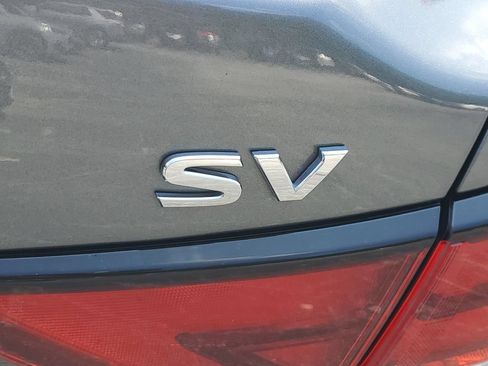Used 2024 Nissan Sentra SV FWD image 8