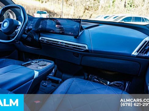 Used 2023 BMW iX xDrive50 w/ Premium Package image 25