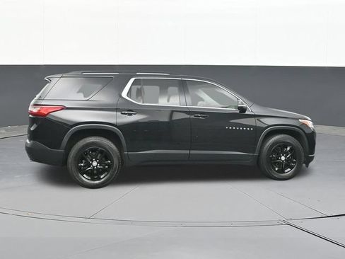 Used 2021 Chevrolet Traverse LT w/ LPO, Floor Liner Package FWD image 16