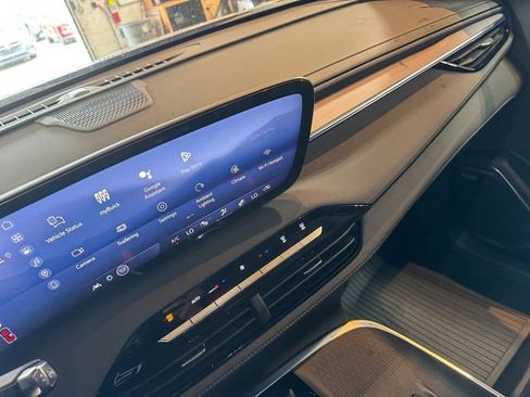 New 2026 Buick Enclave Sport Touring w/ Power Package image 43