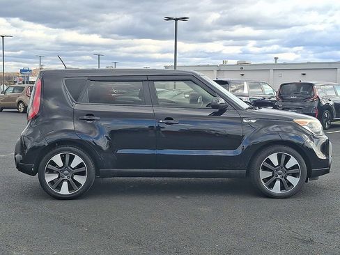 Used 2016 Kia Soul image 7
