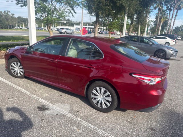 Used 2020 Toyota Camry LE FWD image 1