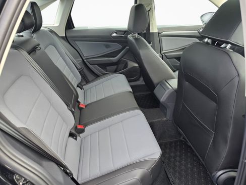 New 2026 Volkswagen Jetta SE FWD image 39