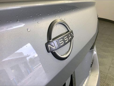 Used 2024 Nissan Altima 2.5 SV AWD/4WD image 29