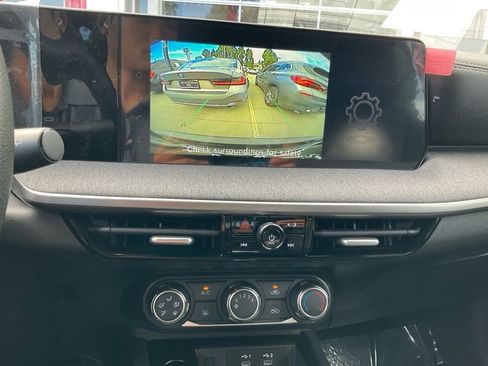 New 2025 Nissan Kicks SV w/ Illumination Package image 21