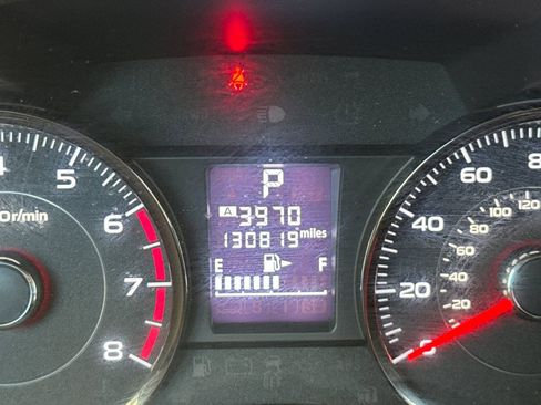Used 2015 Subaru Forester 2.5i Touring AWD/4WD image 9