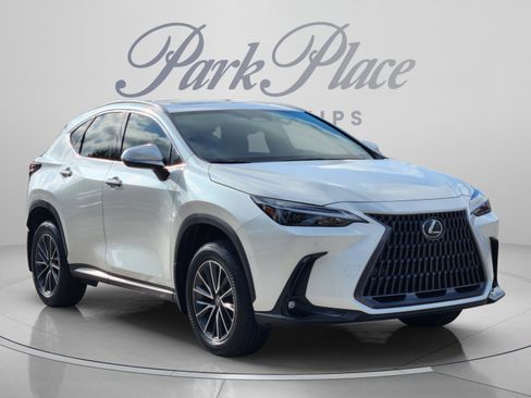 Used 2025 Lexus NX 350h AWD w/ Accessory Package (Z2) image 4