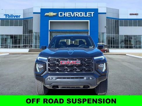 New 2026 GMC Canyon Elevation w/ Convenience Package image 3